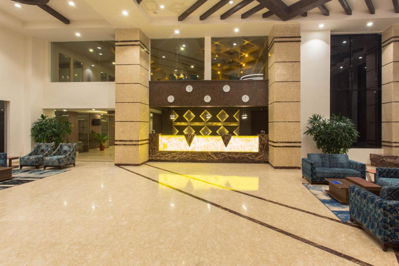 Hotel Siddhartha, Nepalgunj Экстерьер фото