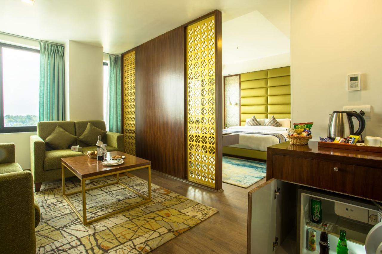 Hotel Siddhartha, Nepalgunj Экстерьер фото